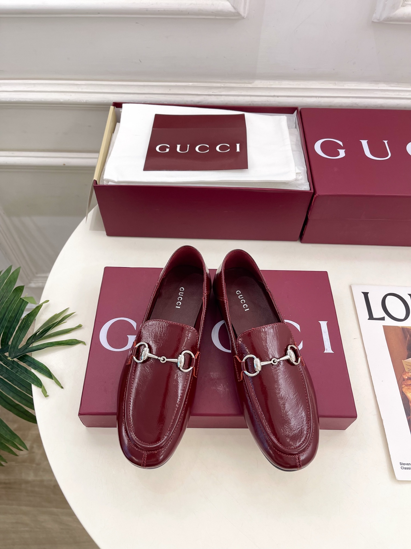 Gucci |  古驰  26𝐬𝐬  ⭐️ G家 主打系列终于面世，狠货值得期待！原有的经典 创造新设计 ✨ ❥2026