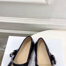 Maison Margiela· 马吉拉26𝐬𝐬 2026秋冬新品 MM6蝴蝶结分趾玛丽珍芭蕾鞋———————— MM Maison Margiela· 马吉拉26𝐬𝐬 2026秋冬新品 MM6蝴蝶结分趾玛丽珍芭蕾鞋———————— MM