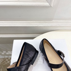 Maison Margiela· 马吉拉26𝐬𝐬 2026秋冬新品 MM6蝴蝶结分趾玛丽珍芭蕾鞋———————— MM Maison Margiela· 马吉拉26𝐬𝐬 2026秋冬新品 MM6蝴蝶结分趾玛丽珍芭蕾鞋———————— MM
