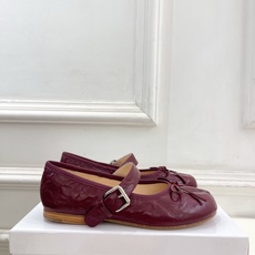 Maison Margiela· 马吉拉26𝐬𝐬 2026秋冬新品 MM6蝴蝶结分趾玛丽珍芭蕾鞋———————— MM Maison Margiela· 马吉拉26𝐬𝐬 2026秋冬新品 MM6蝴蝶结分趾玛丽珍芭蕾鞋———————— MM