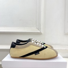 CELINE | 赛琳 26𝐬𝐬 💛2026秋冬新品 复古拼色镂空德训运动鞋 上新! 🔜BS 这一季的赛琳真的是开 CELINE | 赛琳 26𝐬𝐬 💛2026秋冬新品 复古拼色镂空德训运动鞋 上新! 🔜BS 这一季的赛琳真的是开