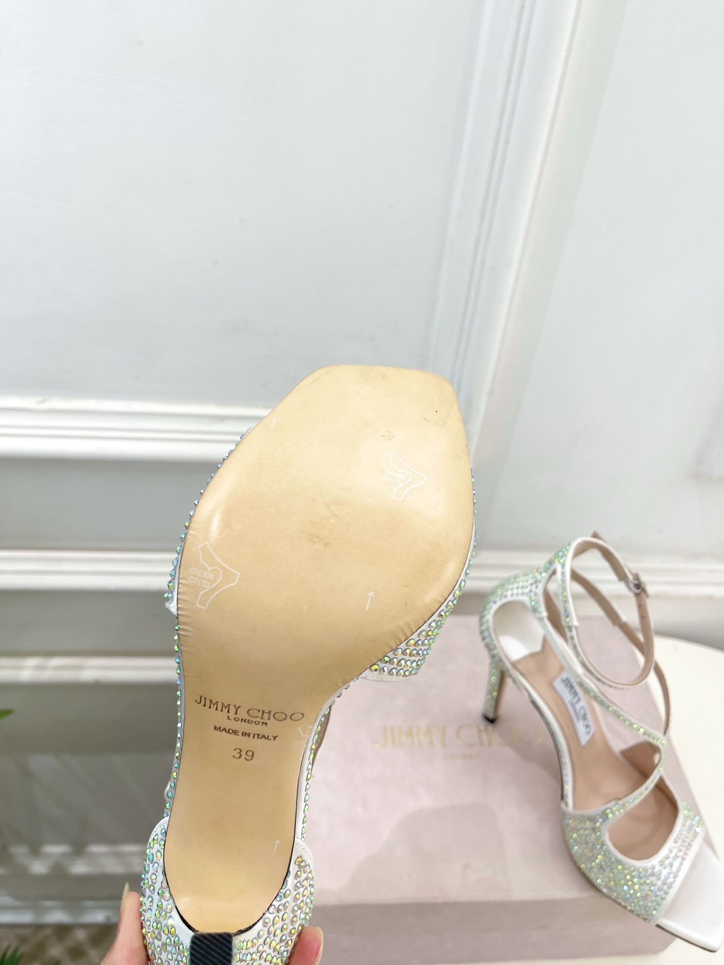 JimmyChoo 吉米周 26𝐬𝐬 ——— ✨ 2026新品 专柜最新JC水钻鱼嘴高跟凉鞋 BS名媛气质款 JimmyChoo 吉米周 26𝐬𝐬 ——— ✨ 2026新品 专柜最新JC水钻鱼嘴高跟凉鞋 BS名媛气质款