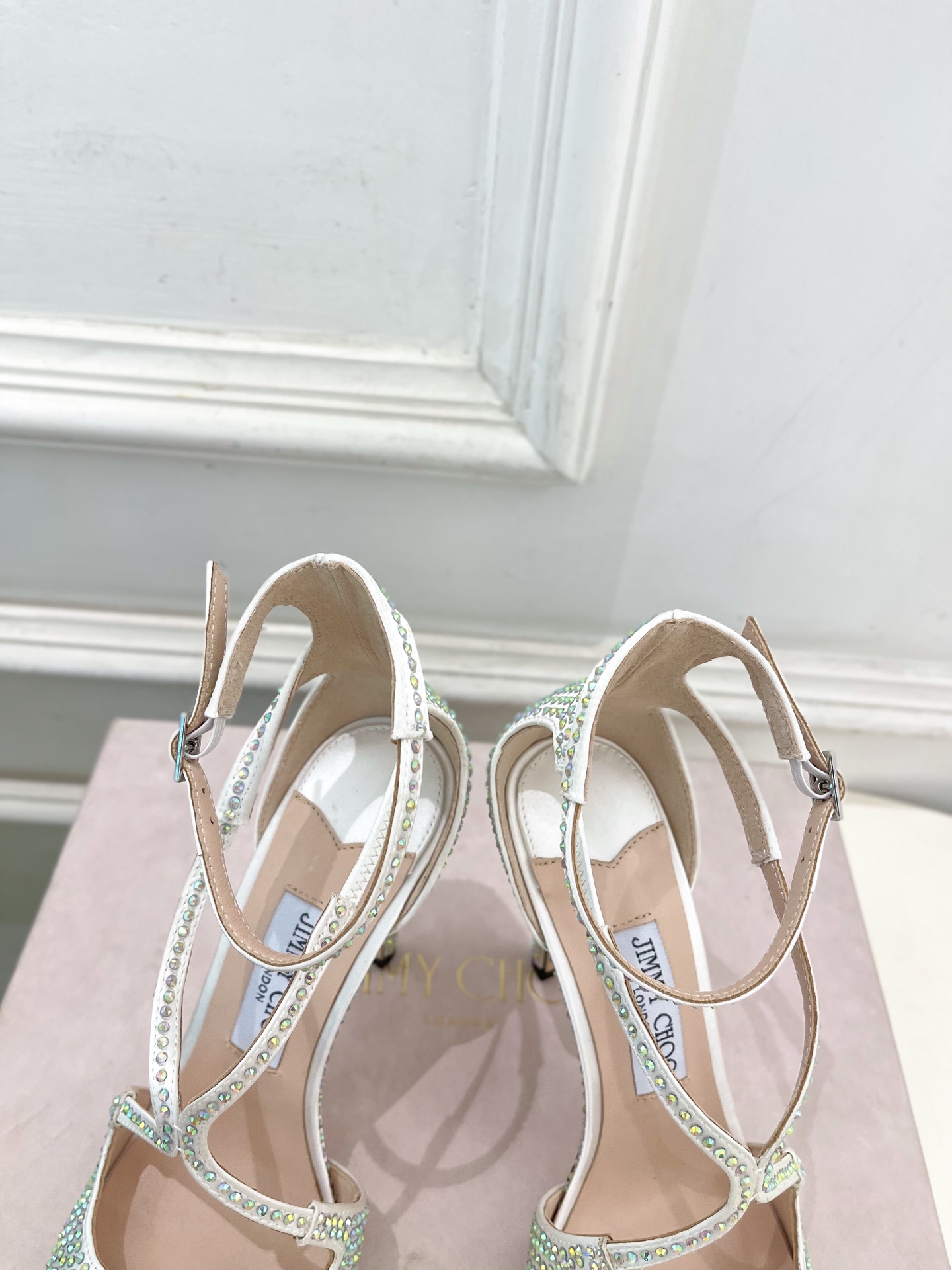 JimmyChoo 吉米周 26𝐬𝐬 ——— ✨ 2026新品 专柜最新JC水钻鱼嘴高跟凉鞋 BS名媛气质款 JimmyChoo 吉米周 26𝐬𝐬 ——— ✨ 2026新品 专柜最新JC水钻鱼嘴高跟凉鞋 BS名媛气质款