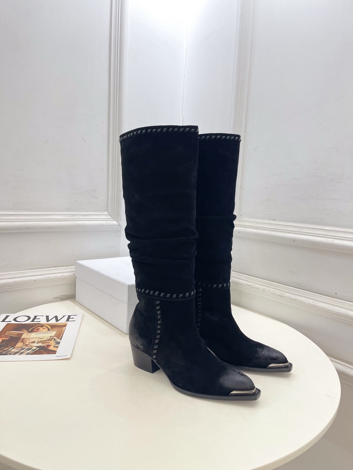 CELINE  | 赛琳  26𝐬𝐬  💛2026秋冬新品 复古金属头西部粗跟堆堆靴长靴 上新！ 🔜BS 这一季的赛琳真