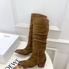 CELINE | 赛琳 26𝐬𝐬 💛2026秋冬新品 复古金属头西部粗跟堆堆靴长靴 上新! 🔜BS 这一季的赛琳真 CELINE | 赛琳 26𝐬𝐬 💛2026秋冬新品 复古金属头西部粗跟堆堆靴长靴 上新! 🔜BS 这一季的赛琳真
