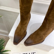 CELINE | 赛琳 26𝐬𝐬 💛2026秋冬新品 复古做旧西部粗跟长靴 上新! 🔜BS 这一季的赛琳真的是开了 CELINE | 赛琳 26𝐬𝐬 💛2026秋冬新品 复古做旧西部粗跟长靴 上新! 🔜BS 这一季的赛琳真的是开了