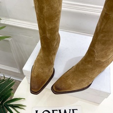 CELINE | 赛琳 26𝐬𝐬 💛2026秋冬新品 复古做旧西部粗跟长靴 上新! 🔜BS 这一季的赛琳真的是开了 CELINE | 赛琳 26𝐬𝐬 💛2026秋冬新品 复古做旧西部粗跟长靴 上新! 🔜BS 这一季的赛琳真的是开了