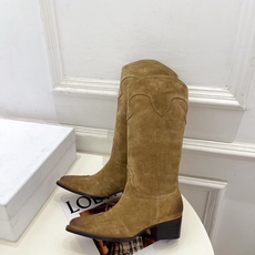 CELINE | 赛琳 26𝐬𝐬 💛2026秋冬新品 复古做旧西部粗跟长靴 上新! 🔜BS 这一季的赛琳真的是开了 CELINE | 赛琳 26𝐬𝐬 💛2026秋冬新品 复古做旧西部粗跟长靴 上新! 🔜BS 这一季的赛琳真的是开了
