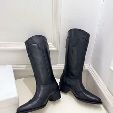 CELINE | 赛琳 26𝐬𝐬 💛2026秋冬新品 复古做旧西部粗跟长靴 上新! 🔜BS 这一季的赛琳真的是开了 CELINE | 赛琳 26𝐬𝐬 💛2026秋冬新品 复古做旧西部粗跟长靴 上新! 🔜BS 这一季的赛琳真的是开了