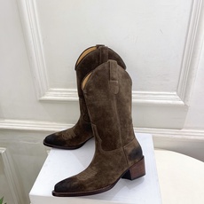 CELINE | 赛琳 26𝐬𝐬 💛2026秋冬新品 复古西部刺绣粗跟短靴 上新! 🔜BS 这一季的赛琳真的是开了 CELINE | 赛琳 26𝐬𝐬 💛2026秋冬新品 复古西部刺绣粗跟短靴 上新! 🔜BS 这一季的赛琳真的是开了
