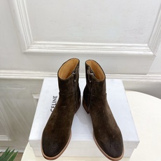CELINE | 赛琳 26𝐬𝐬 💛2026秋冬新品 凯旋门复古西部粗跟侧拉链短靴 上新! 🔜BS 这一季的赛琳真 CELINE | 赛琳 26𝐬𝐬 💛2026秋冬新品 凯旋门复古西部粗跟侧拉链短靴 上新! 🔜BS 这一季的赛琳真