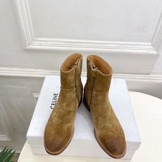 CELINE | 赛琳 26𝐬𝐬 💛2026秋冬新品 凯旋门复古西部粗跟侧拉链短靴 上新! 🔜BS 这一季的赛琳真 CELINE | 赛琳 26𝐬𝐬 💛2026秋冬新品 凯旋门复古西部粗跟侧拉链短靴 上新! 🔜BS 这一季的赛琳真