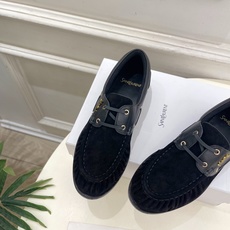 SAIN*LAURENT 圣罗兰 26𝐬𝐬 ☘️2026秋冬新品YSL褶皱情侣款乐福鞋 小皮鞋上新☑️ ————— SAIN*LAURENT 圣罗兰 26𝐬𝐬 ☘️2026秋冬新品YSL褶皱情侣款乐福鞋 小皮鞋上新☑️ —————