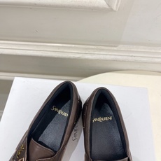 SAIN*LAURENT 圣罗兰 26𝐬𝐬 ☘️2026秋冬新品YSL褶皱情侣款乐福鞋 小皮鞋上新☑️ ————— SAIN*LAURENT 圣罗兰 26𝐬𝐬 ☘️2026秋冬新品YSL褶皱情侣款乐福鞋 小皮鞋上新☑️ —————