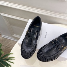 SAIN*LAURENT 圣罗兰 26𝐬𝐬 ☘️2026秋冬新品YSL褶皱情侣款乐福鞋 小皮鞋上新☑️ ————— SAIN*LAURENT 圣罗兰 26𝐬𝐬 ☘️2026秋冬新品YSL褶皱情侣款乐福鞋 小皮鞋上新☑️ —————