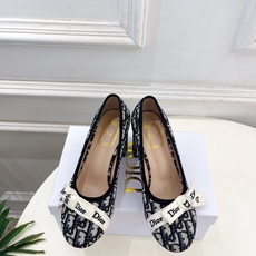 Dior | 迪奥 26𝐬𝐬 🧡💚2026秋冬新品 顶级版本⚠️ 专柜主打新款 J'Adior 字母饰带蝴蝶结高跟 Dior | 迪奥 26𝐬𝐬 🧡💚2026秋冬新品 顶级版本⚠️ 专柜主打新款 J'Adior 字母饰带蝴蝶结高跟
