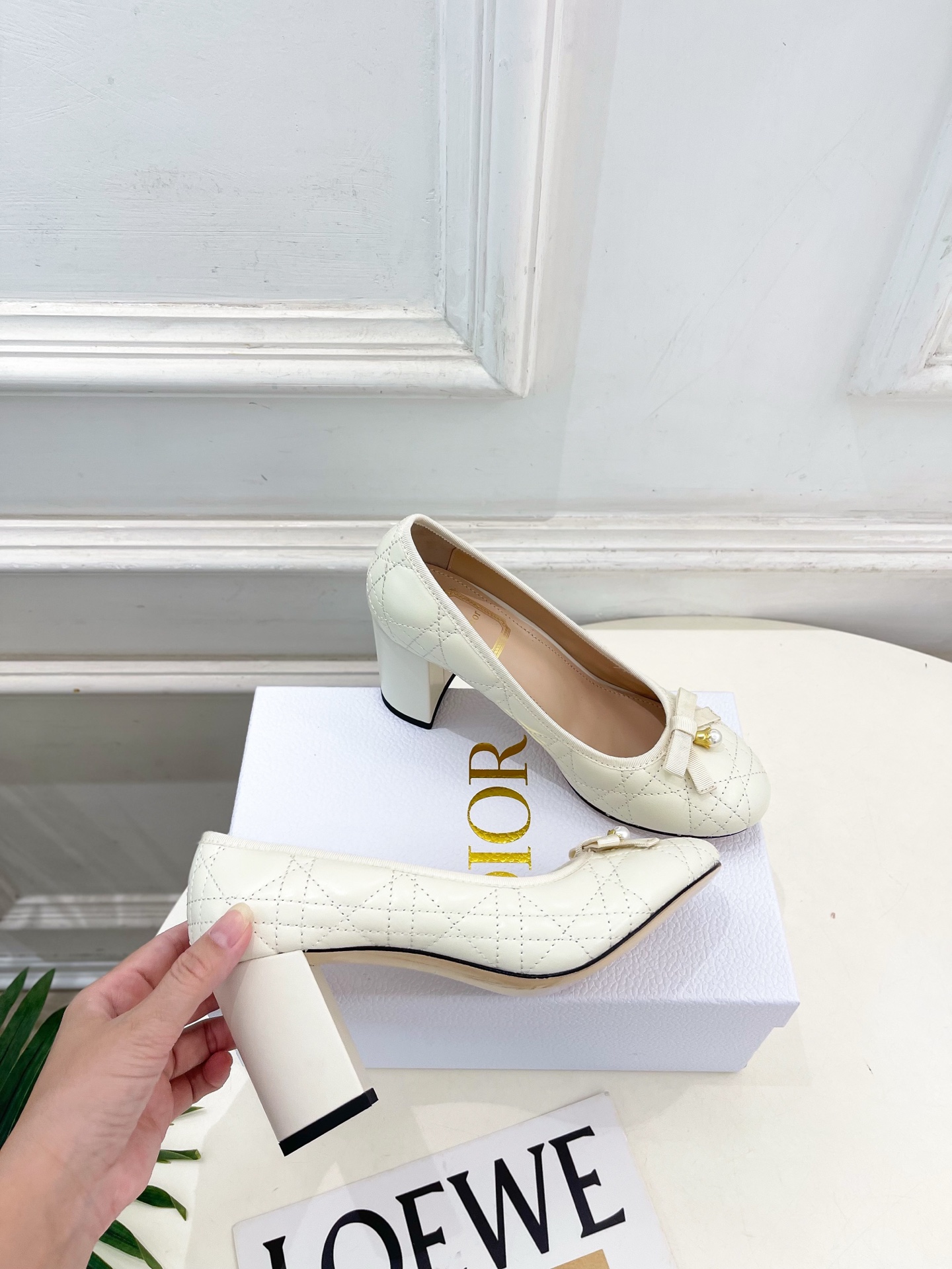 Dior |  迪奥  26𝐬𝐬  🧡💚2026秋冬新品 顶级版本⚠️ 专柜主打新款 J'Adio藤格纹蝴蝶结珍珠高跟单