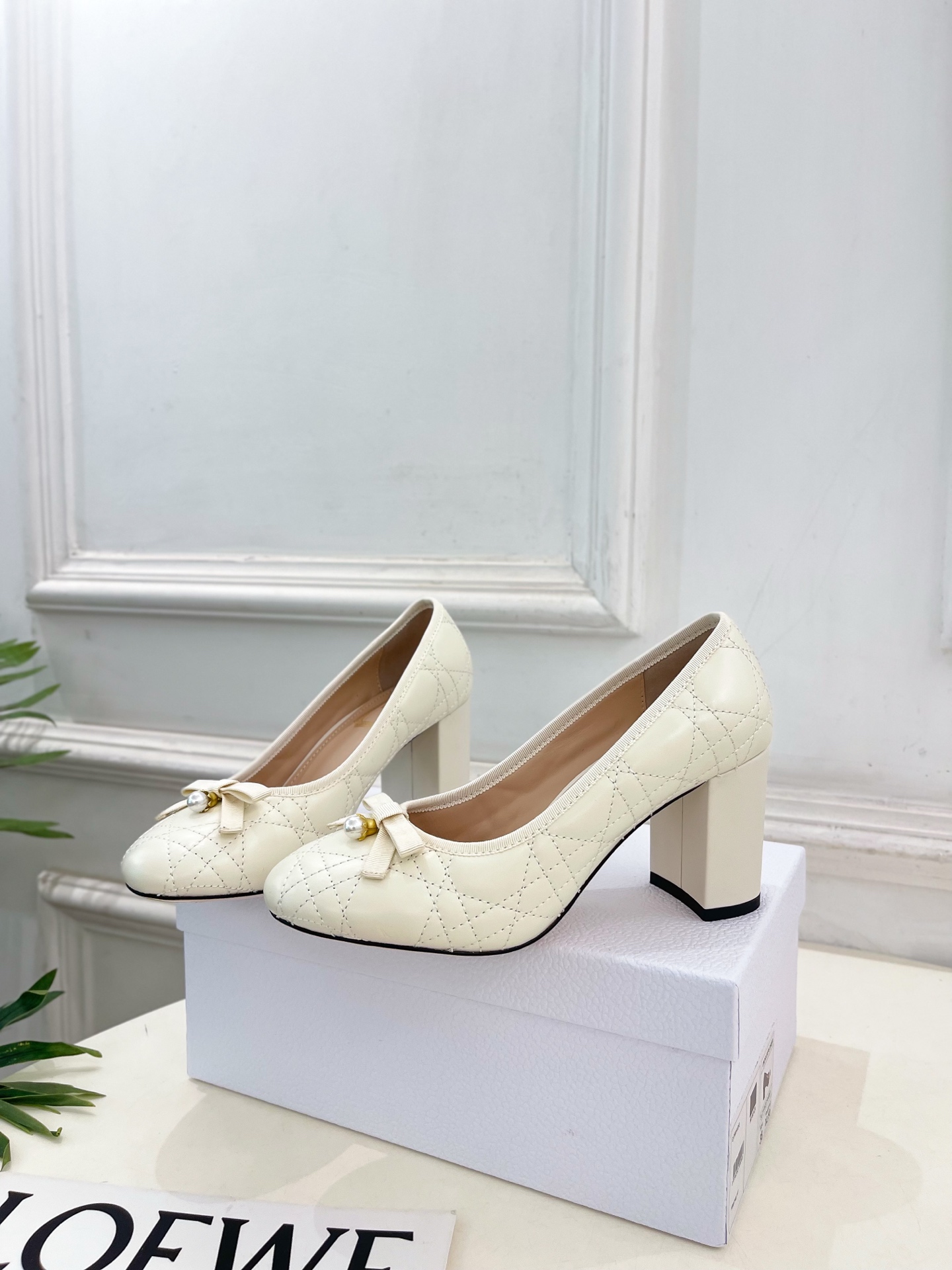 Dior |  迪奥  26𝐬𝐬  🧡💚2026秋冬新品 顶级版本⚠️ 专柜主打新款 J'Adio藤格纹蝴蝶结珍珠高跟单