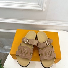 LV | 路易威登 26𝐬𝐬 🧡💚2026 春夏新款 顶级版本‼️原版一致 专柜主打最新款 LV lsola Co LV | 路易威登 26𝐬𝐬 🧡💚2026 春夏新款 顶级版本‼️原版一致 专柜主打最新款 LV lsola Co