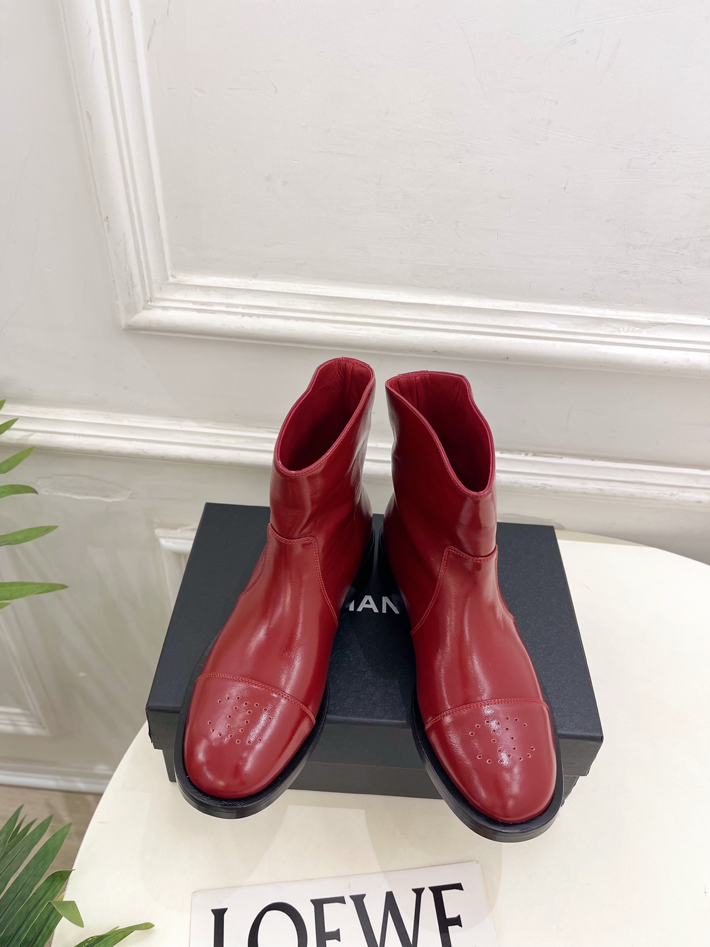 𝐂𝐇𝐀𝐍𝐄𝐋 | 小香 26𝐬𝐬 🦋2026 秋冬新品 专柜经典走秀款 小香双C粗跟骑士短靴 长靴系列上新〰 🍬 𝐂𝐇𝐀𝐍𝐄𝐋 | 小香 26𝐬𝐬 🦋2026 秋冬新品 专柜经典走秀款 小香双C粗跟骑士短靴 长靴系列上新〰 🍬
