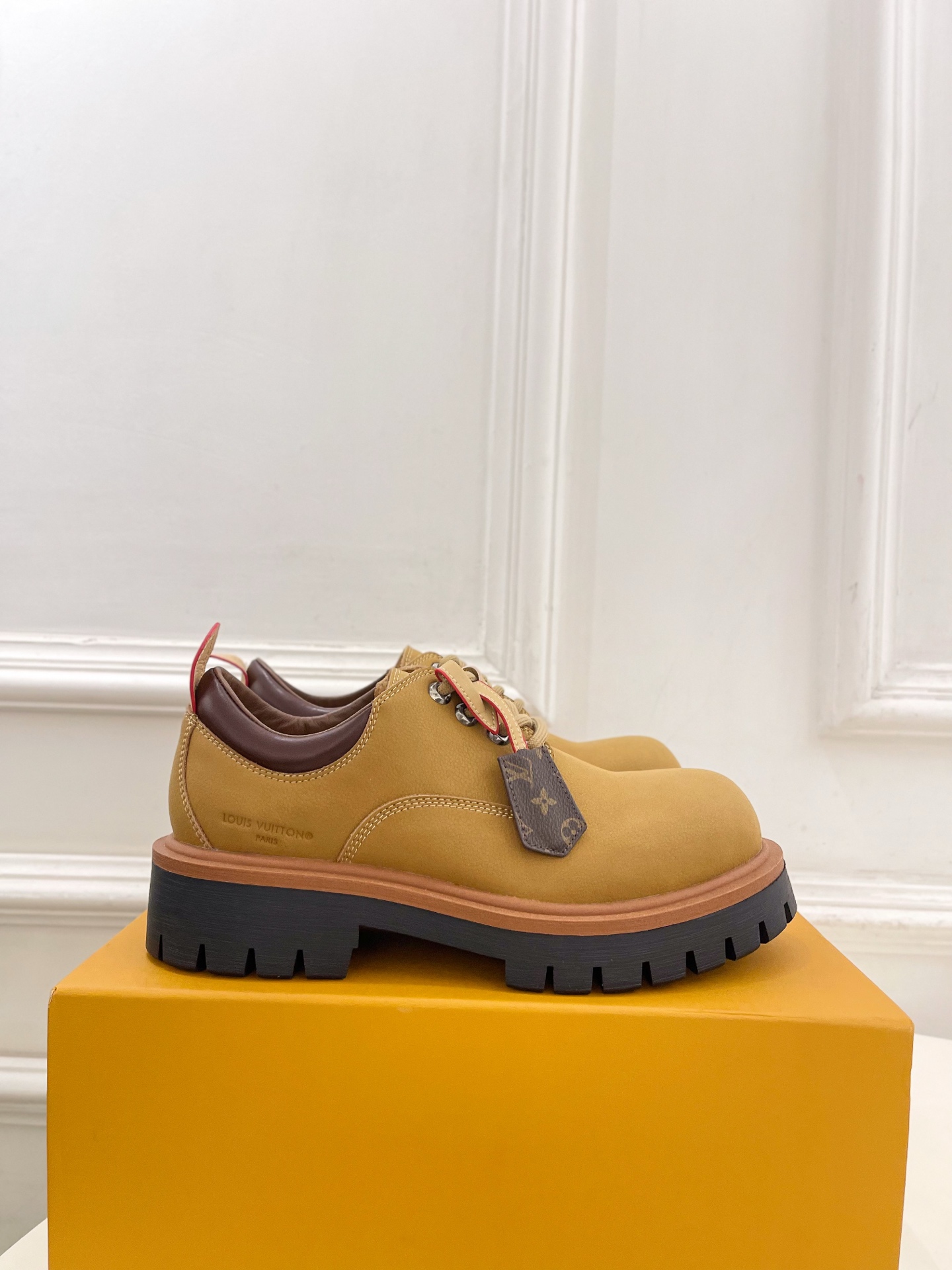 LV | 路易威登 26𝐬𝐬 🧡💚2026秋冬新品 顶级版本⚠️ 专柜主打最新款 LV REMIX 系带德比鞋 LV | 路易威登 26𝐬𝐬 🧡💚2026秋冬新品 顶级版本⚠️ 专柜主打最新款 LV REMIX 系带德比鞋