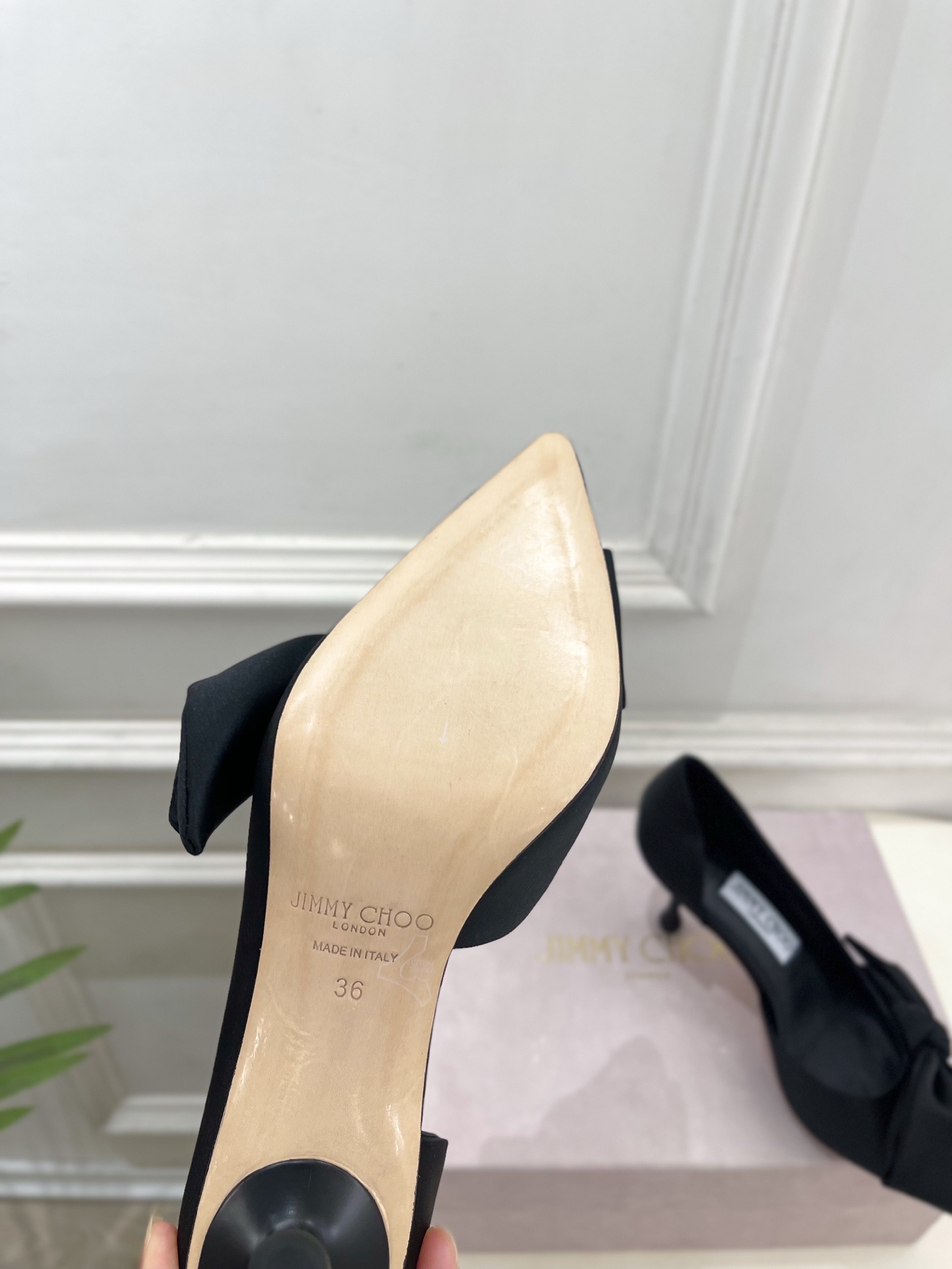 JimmyChoo 吉米周 26𝐬𝐬 ——— ✨ 2026秋冬新品 专柜最新JC尖头蝴蝶结内空高跟凉鞋 BS JimmyChoo 吉米周 26𝐬𝐬 ——— ✨ 2026秋冬新品 专柜最新JC尖头蝴蝶结内空高跟凉鞋 BS