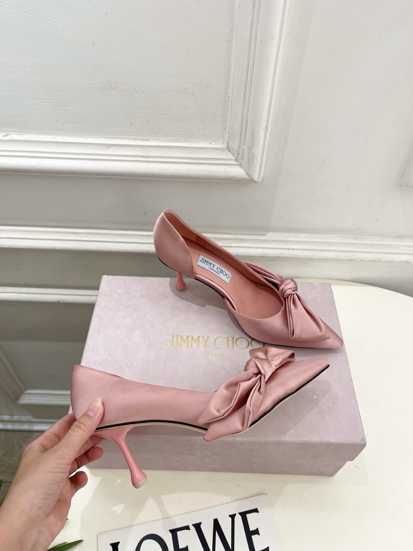 JimmyChoo 吉米周 26𝐬𝐬 ———      ✨ 2026秋冬新品 专柜最新JC尖头蝴蝶结内空高跟凉鞋  BS
