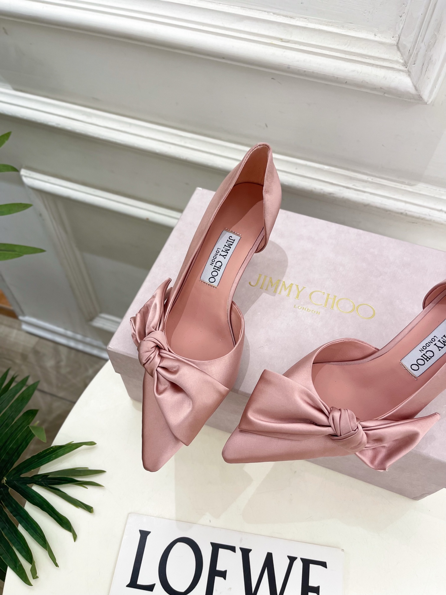 JimmyChoo 吉米周 26𝐬𝐬 ———      ✨ 2026秋冬新品 专柜最新JC尖头蝴蝶结内空高跟凉鞋  BS