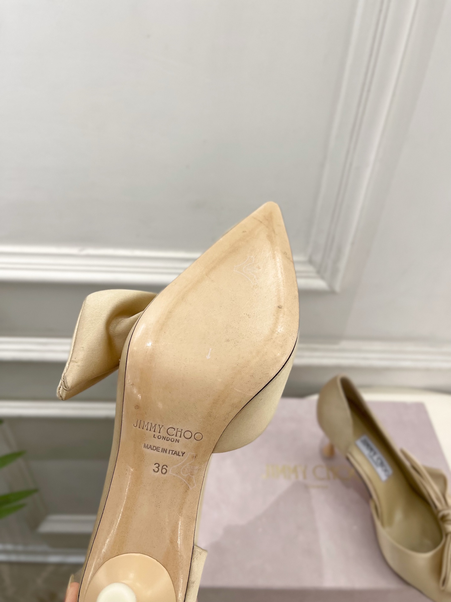 JimmyChoo 吉米周 26𝐬𝐬 ——— ✨ 2026秋冬新品 专柜最新JC尖头蝴蝶结内空高跟凉鞋 BS JimmyChoo 吉米周 26𝐬𝐬 ——— ✨ 2026秋冬新品 专柜最新JC尖头蝴蝶结内空高跟凉鞋 BS