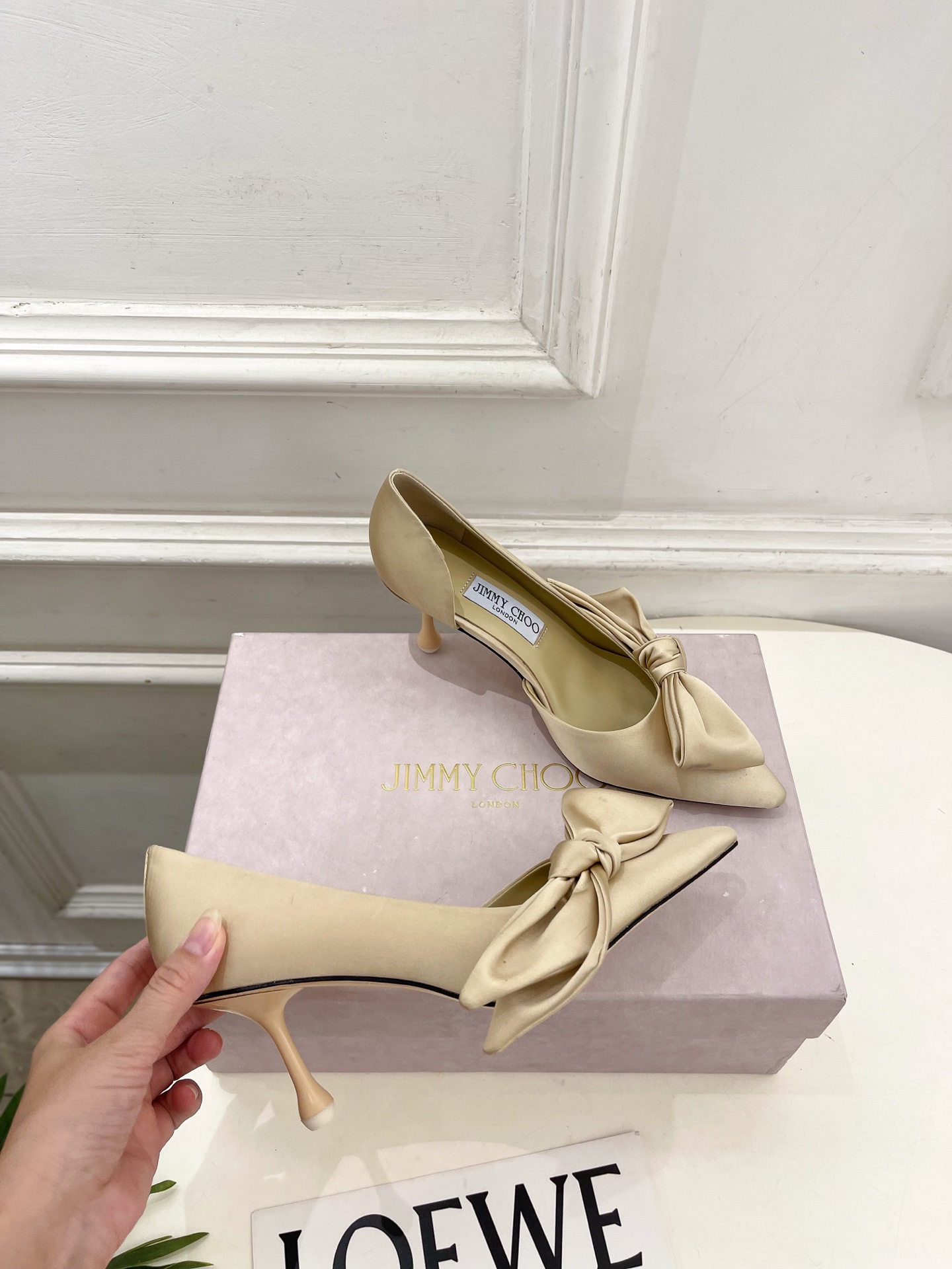 JimmyChoo 吉米周 26𝐬𝐬 ——— ✨ 2026秋冬新品 专柜最新JC尖头蝴蝶结内空高跟凉鞋 BS JimmyChoo 吉米周 26𝐬𝐬 ——— ✨ 2026秋冬新品 专柜最新JC尖头蝴蝶结内空高跟凉鞋 BS
