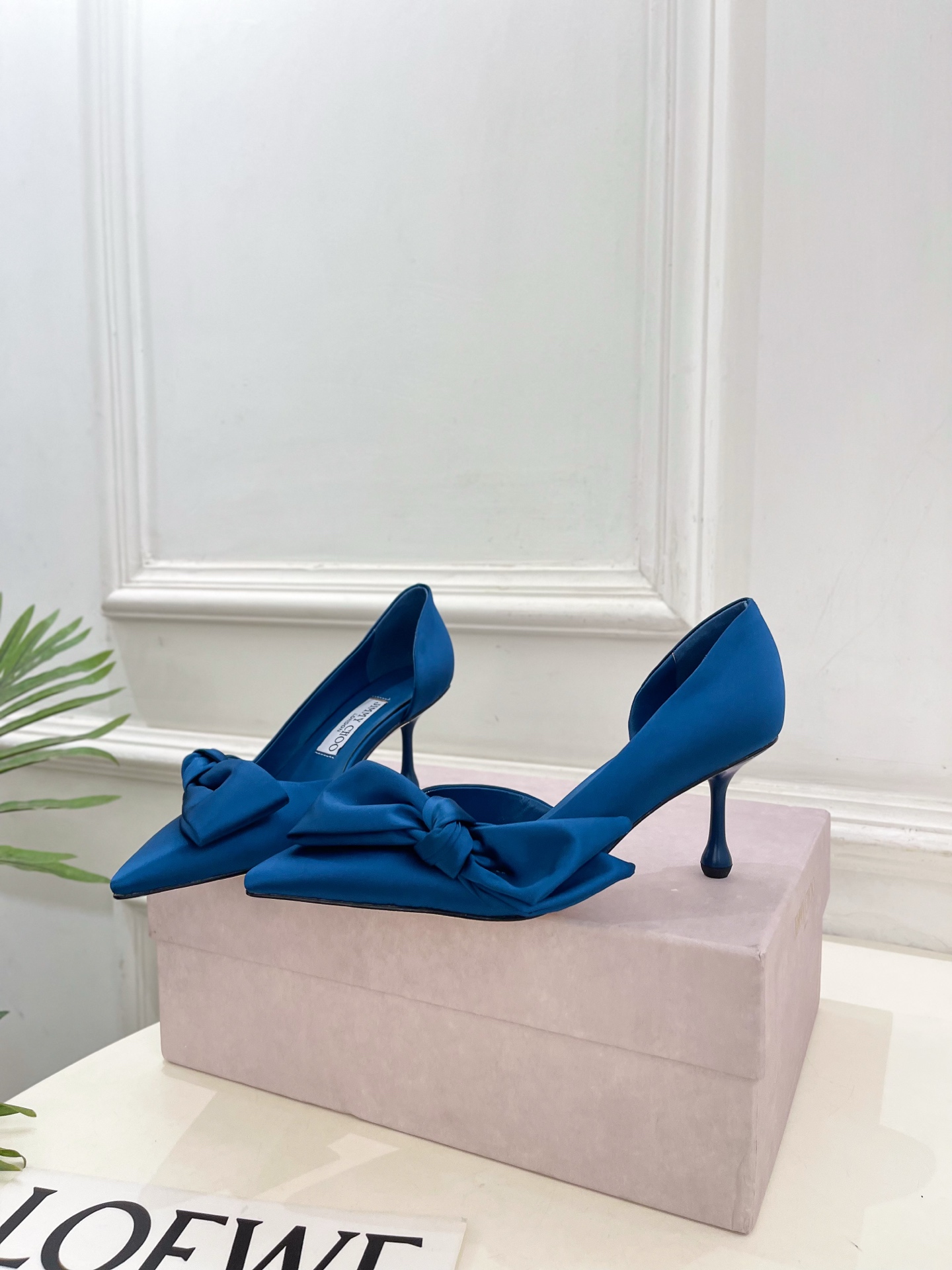 JimmyChoo 吉米周 26𝐬𝐬 ——— ✨ 2026秋冬新品 专柜最新JC尖头蝴蝶结内空高跟凉鞋 BS JimmyChoo 吉米周 26𝐬𝐬 ——— ✨ 2026秋冬新品 专柜最新JC尖头蝴蝶结内空高跟凉鞋 BS