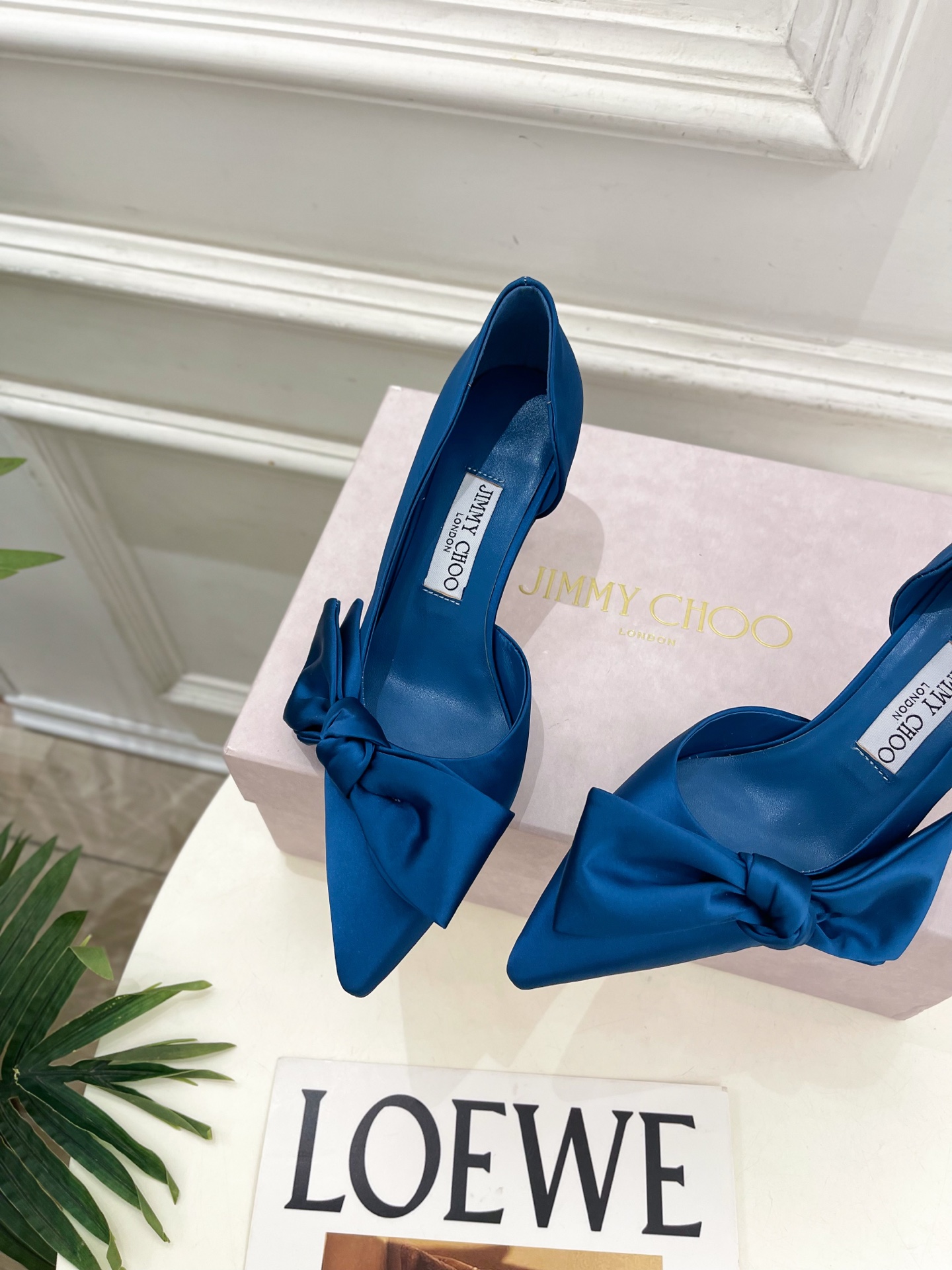 JimmyChoo 吉米周 26𝐬𝐬 ——— ✨ 2026秋冬新品 专柜最新JC尖头蝴蝶结内空高跟凉鞋 BS JimmyChoo 吉米周 26𝐬𝐬 ——— ✨ 2026秋冬新品 专柜最新JC尖头蝴蝶结内空高跟凉鞋 BS