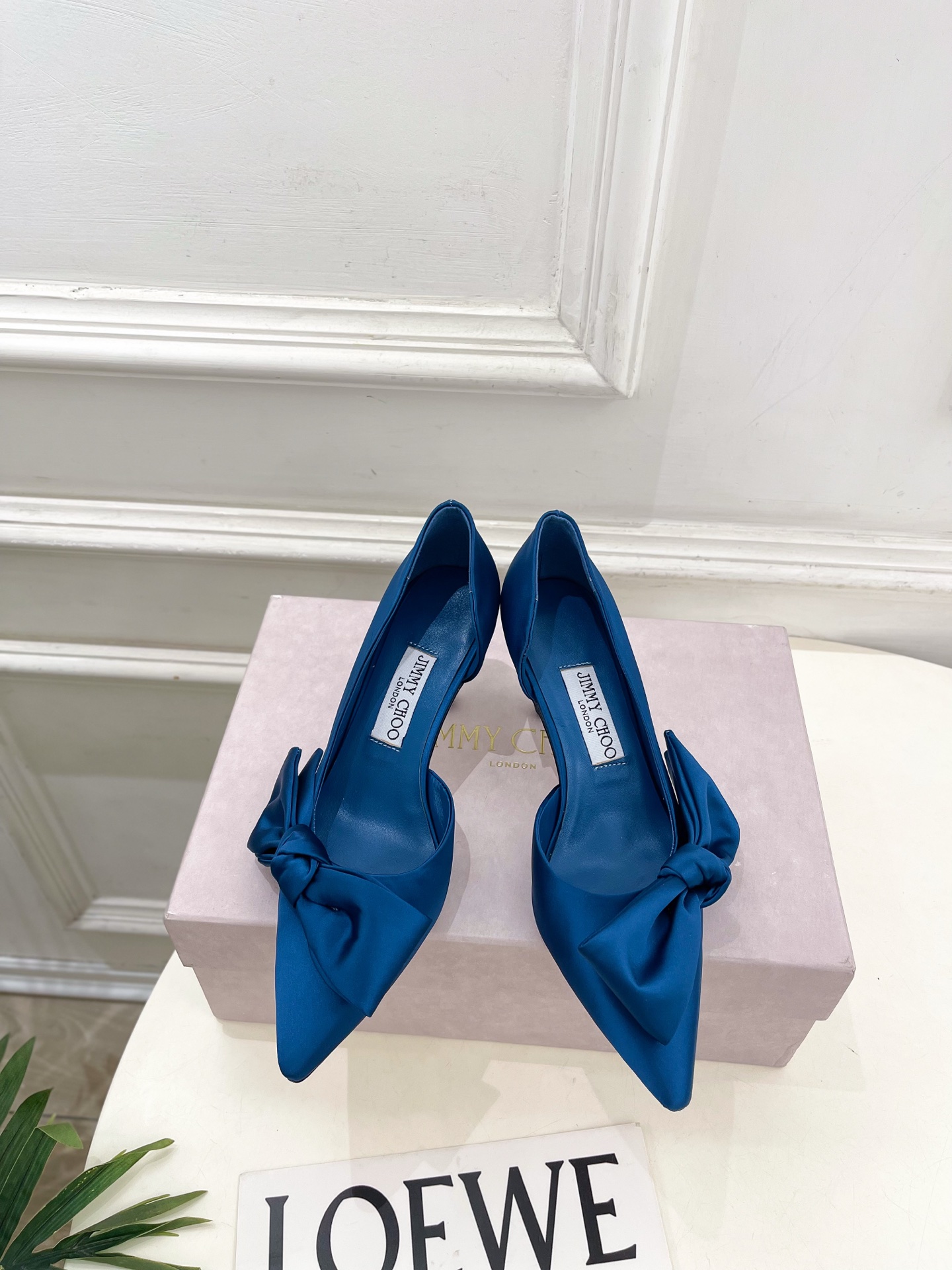 JimmyChoo 吉米周 26𝐬𝐬 ——— ✨ 2026秋冬新品 专柜最新JC尖头蝴蝶结内空高跟凉鞋 BS JimmyChoo 吉米周 26𝐬𝐬 ——— ✨ 2026秋冬新品 专柜最新JC尖头蝴蝶结内空高跟凉鞋 BS