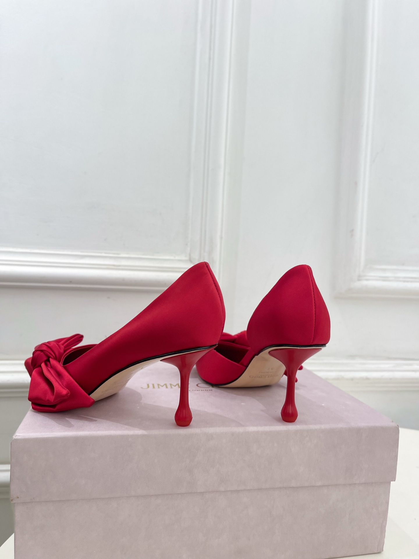 JimmyChoo 吉米周 26𝐬𝐬 ——— ✨ 2026秋冬新品 专柜最新JC尖头蝴蝶结内空高跟凉鞋 BS JimmyChoo 吉米周 26𝐬𝐬 ——— ✨ 2026秋冬新品 专柜最新JC尖头蝴蝶结内空高跟凉鞋 BS
