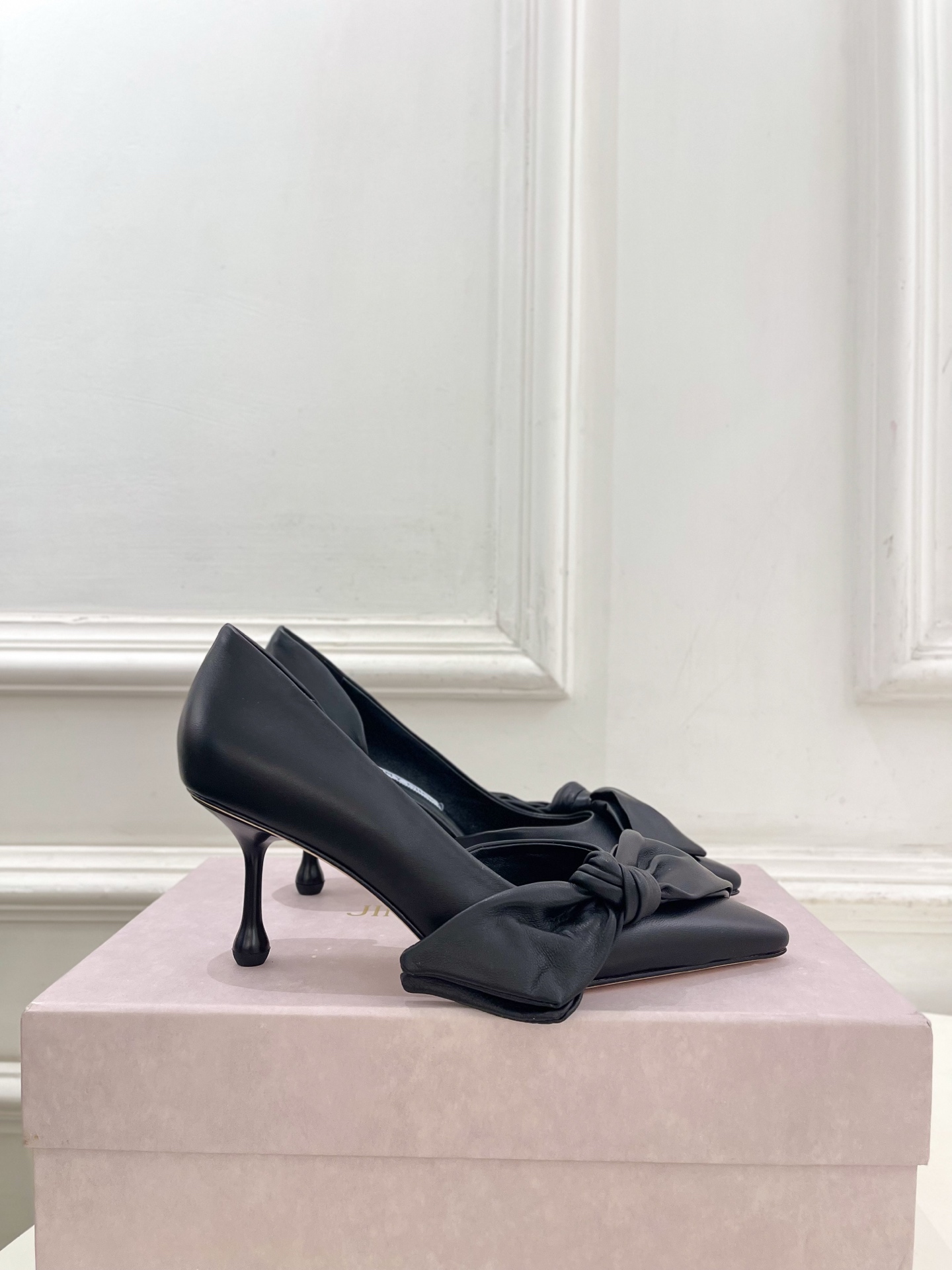 JimmyChoo 吉米周 26𝐬𝐬 ——— ✨ 2026秋冬新品 专柜最新JC尖头蝴蝶结内空高跟凉鞋 BS JimmyChoo 吉米周 26𝐬𝐬 ——— ✨ 2026秋冬新品 专柜最新JC尖头蝴蝶结内空高跟凉鞋 BS