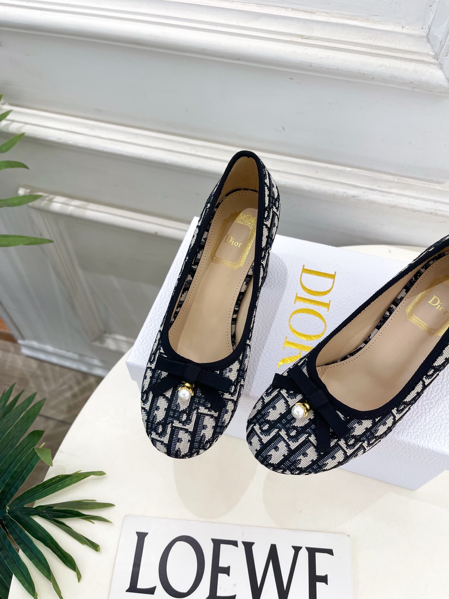 Dior | 迪奥 26𝐬𝐬 🧡💚2026秋冬新品 顶级版本⚠️ 专柜主打新款 J'Adio蝴蝶结珍珠高跟单鞋 硬 Dior | 迪奥 26𝐬𝐬 🧡💚2026秋冬新品 顶级版本⚠️ 专柜主打新款 J'Adio蝴蝶结珍珠高跟单鞋 硬