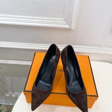 🐎𝐇𝐄𝐑𝐌𝐄* 爱玛仕 26𝐬𝐬 🌈2026秋冬新品 专柜新款 Mirage金属链条跟尖头高跟鞋 系列〰 ◽鞋面:原版 🐎𝐇𝐄𝐑𝐌𝐄* 爱玛仕 26𝐬𝐬 🌈2026秋冬新品 专柜新款 Mirage金属链条跟尖头高跟鞋 系列〰 ◽鞋面:原版