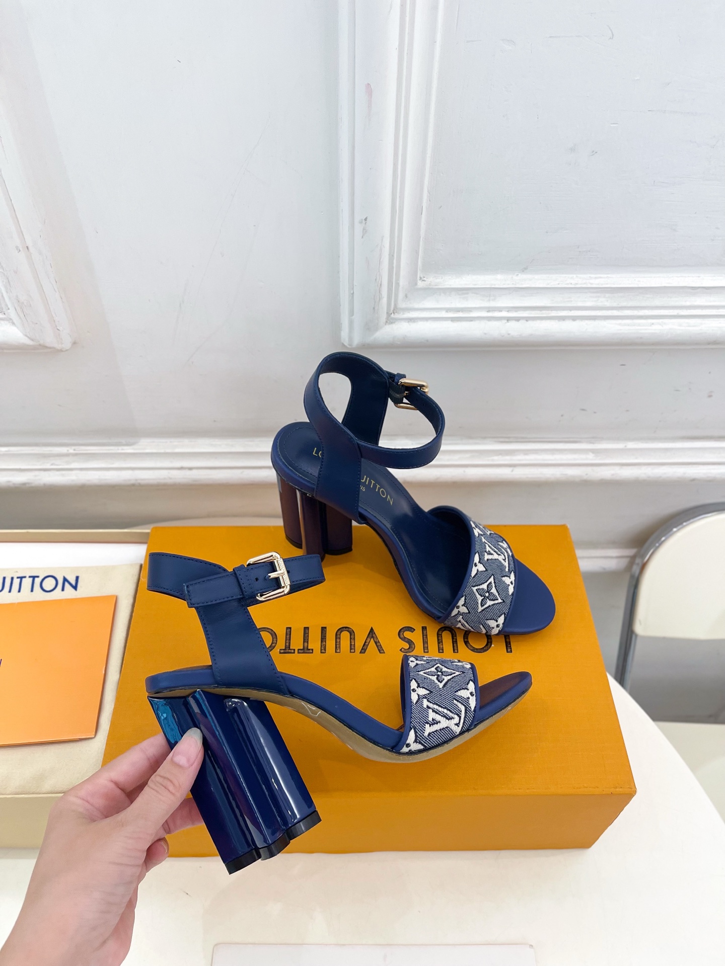 LV | 路易威登 26𝐬𝐬 🧡💚2026新品 顶级版本⚠️原版一致 专柜主打最新款 LV经典♣️梅花跟一字带 LV | 路易威登 26𝐬𝐬 🧡💚2026新品 顶级版本⚠️原版一致 专柜主打最新款 LV经典♣️梅花跟一字带