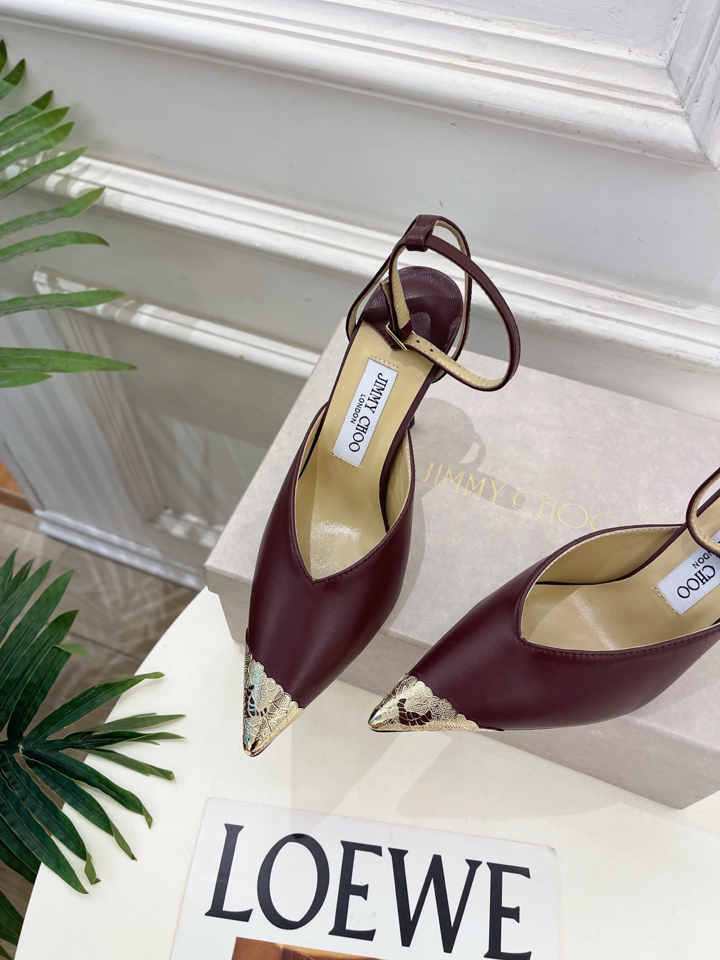 JimmyChoo 吉米周 26𝐬𝐬 ———      ✨ 2026新品 专柜最新JC金属头尖头高跟凉鞋  BS名媛气质