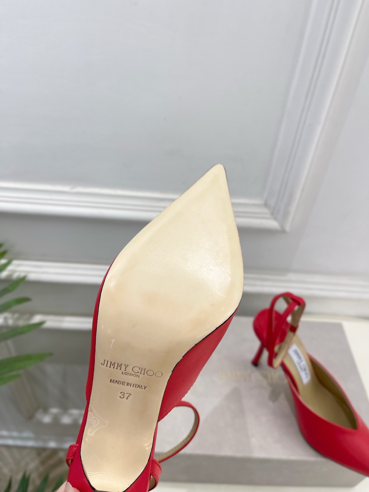 JimmyChoo 吉米周 26𝐬𝐬 ———      ✨ 2026新品 专柜最新JC金属头尖头高跟凉鞋  BS名媛气质
