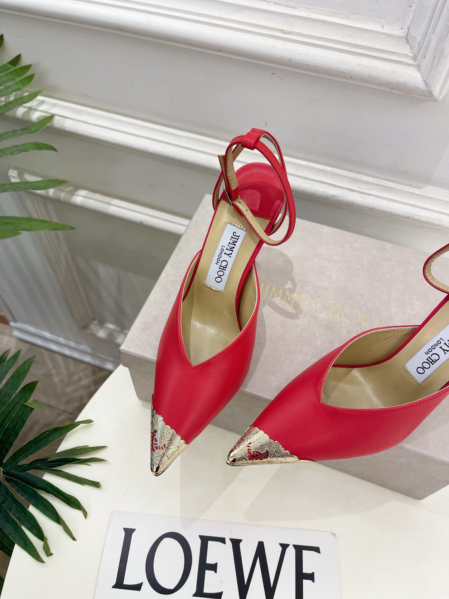 JimmyChoo 吉米周 26𝐬𝐬 ———      ✨ 2026新品 专柜最新JC金属头尖头高跟凉鞋  BS名媛气质