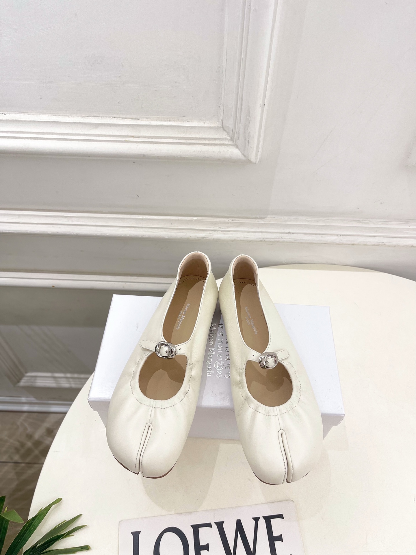 Maison Margiela· 马吉拉26𝐬𝐬 2026秋冬新品 MM6分趾玛丽珍芭蕾平底鞋———————— MM6 Maison Margiela· 马吉拉26𝐬𝐬 2026秋冬新品 MM6分趾玛丽珍芭蕾平底鞋———————— MM6