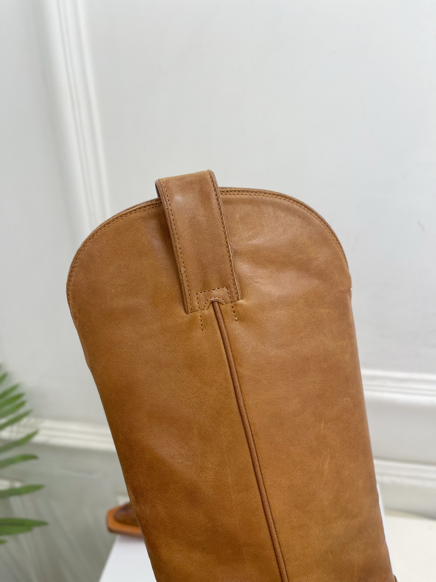 Maison Margiela· 马吉拉26𝐬𝐬  2026秋冬新品 MM6复古分趾内增高西部牛仔靴———————— M