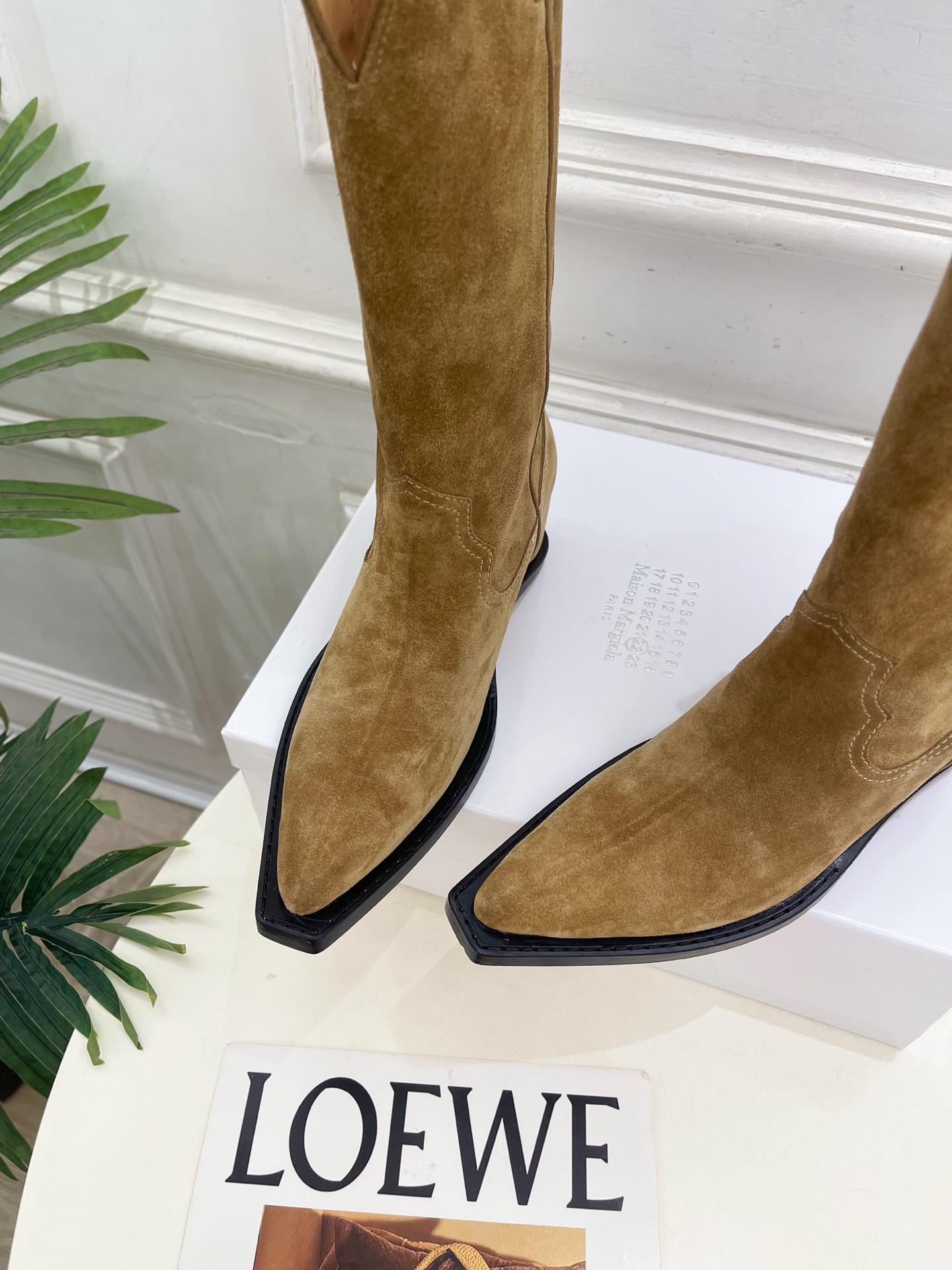 Maison Margiela· 马吉拉26𝐬𝐬  2026秋冬新品 MM6复古分趾内增高西部牛仔靴———————— M