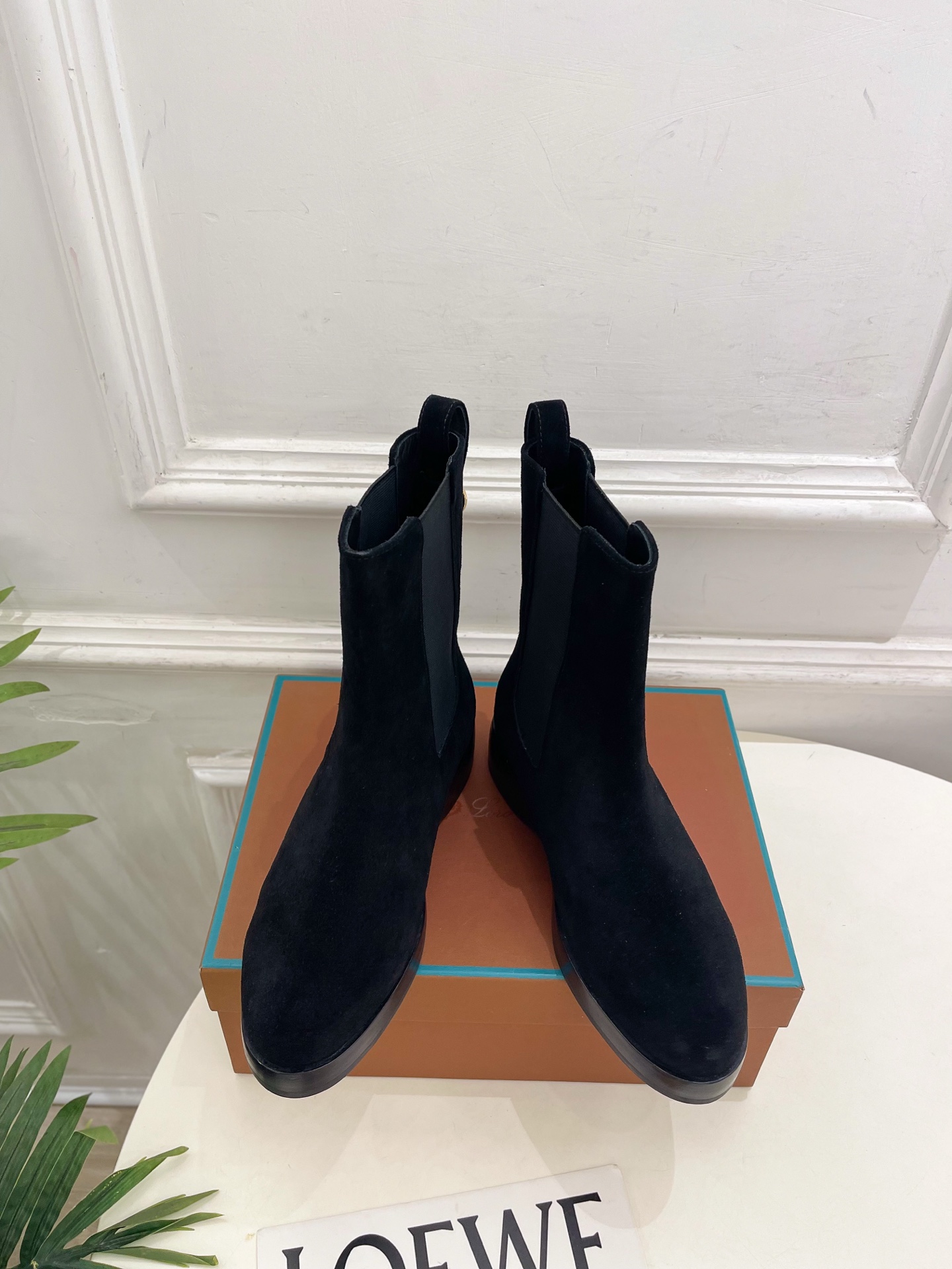 Loro Piana 乐悠翩雅 代购级别⚠️2026秋冬新品 复古简约切尔西短靴————————— LP是意大利顶级奢 Loro Piana 乐悠翩雅 代购级别⚠️2026秋冬新品 复古简约切尔西短靴————————— LP是意大利顶级奢