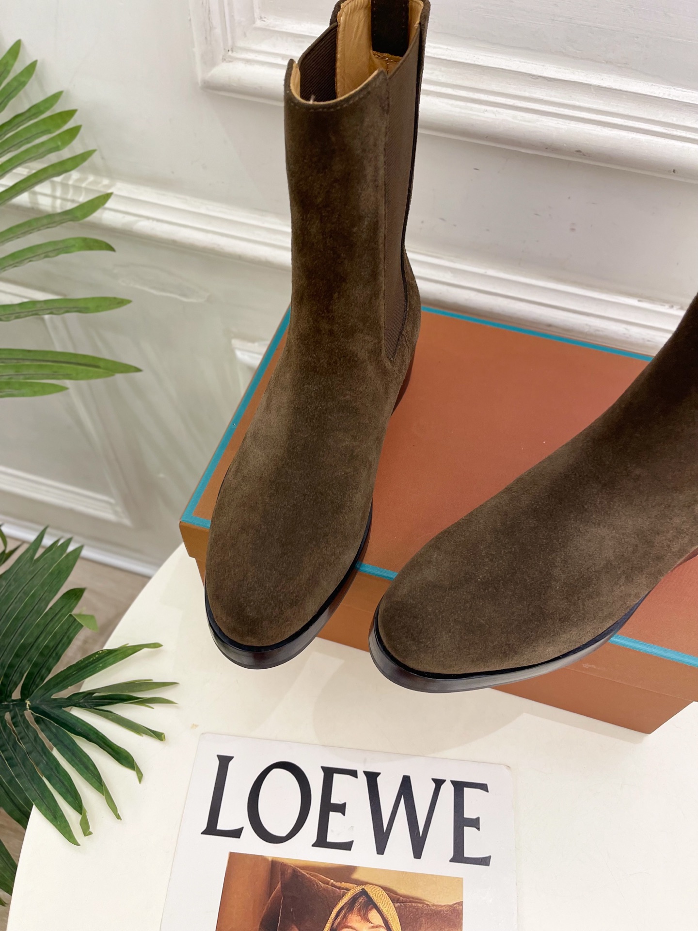Loro Piana 乐悠翩雅 代购级别⚠️2026秋冬新品 复古简约切尔西短靴————————— LP是意大利顶级奢 Loro Piana 乐悠翩雅 代购级别⚠️2026秋冬新品 复古简约切尔西短靴————————— LP是意大利顶级奢