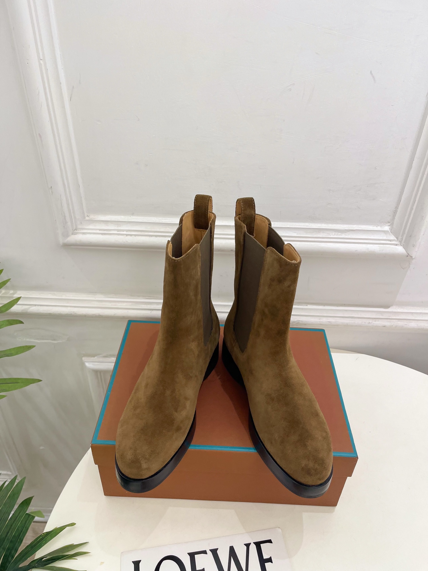 Loro Piana 乐悠翩雅 代购级别⚠️2026秋冬新品 复古简约切尔西短靴————————— LP是意大利顶级奢 Loro Piana 乐悠翩雅 代购级别⚠️2026秋冬新品 复古简约切尔西短靴————————— LP是意大利顶级奢