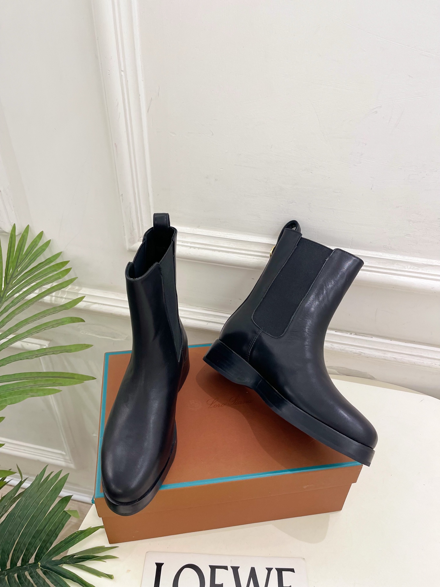 Loro Piana 乐悠翩雅 代购级别⚠️2026秋冬新品  复古简约切尔西短靴————————— LP是意大利顶级奢