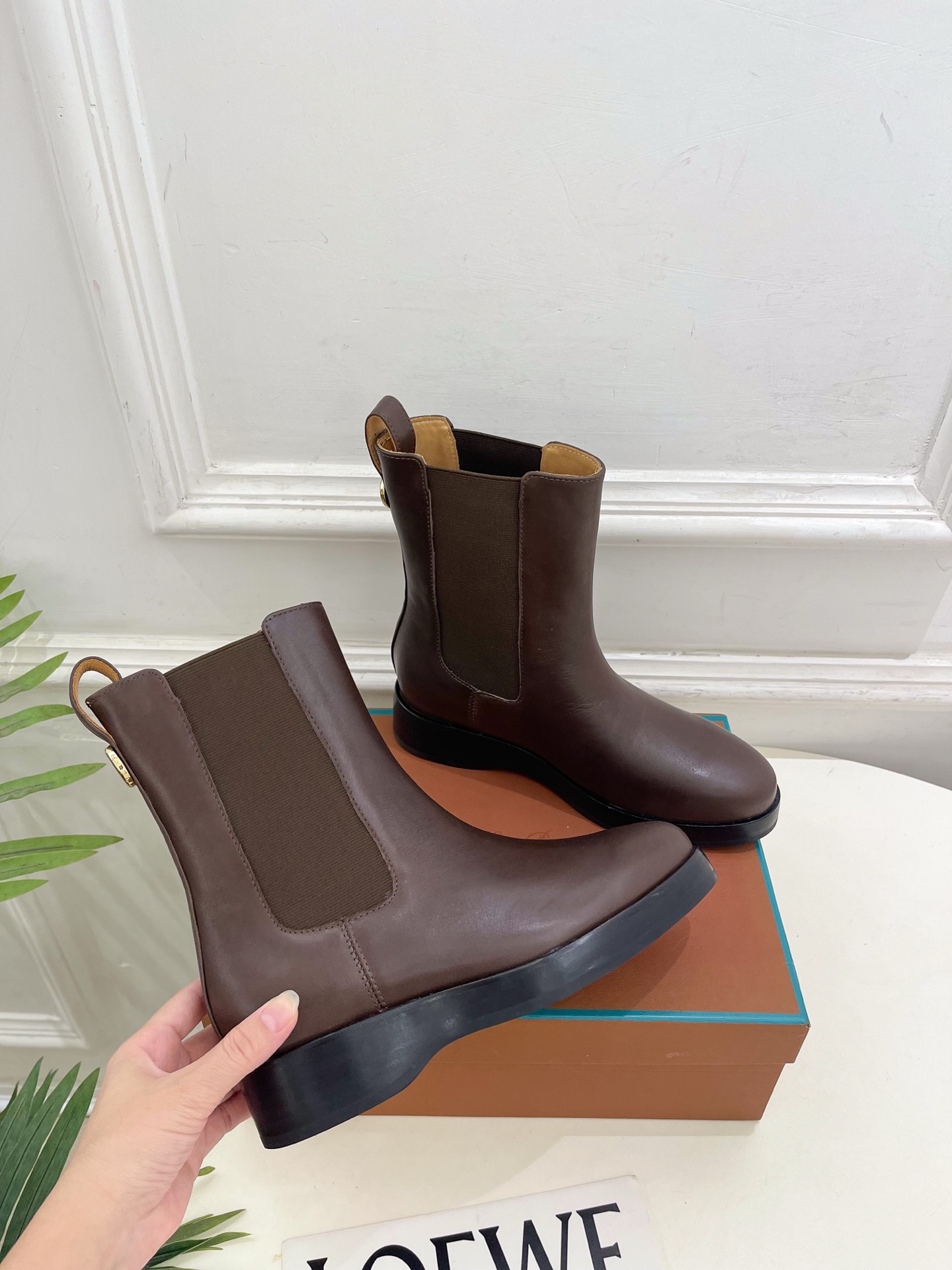 Loro Piana 乐悠翩雅 代购级别⚠️2026秋冬新品 复古简约切尔西短靴————————— LP是意大利顶级奢 Loro Piana 乐悠翩雅 代购级别⚠️2026秋冬新品 复古简约切尔西短靴————————— LP是意大利顶级奢