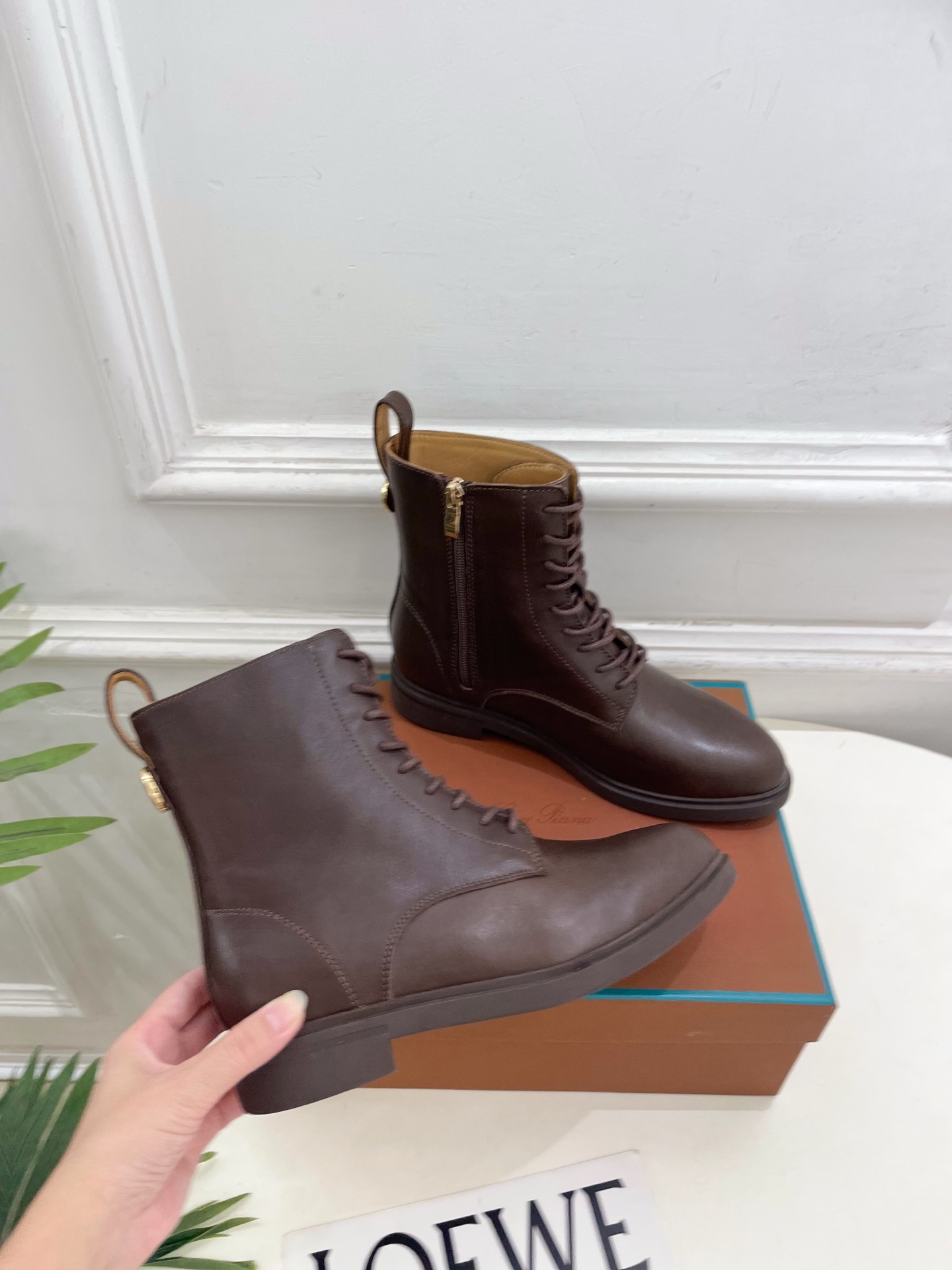 Loro Piana 乐悠翩雅 代购级别⚠️2026秋冬新品  复古简约系带内拉链马丁靴————————— LP是意大利